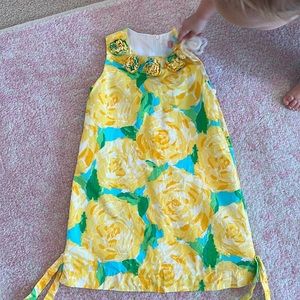Lilly Pulitzer yellow first impression dress size 6